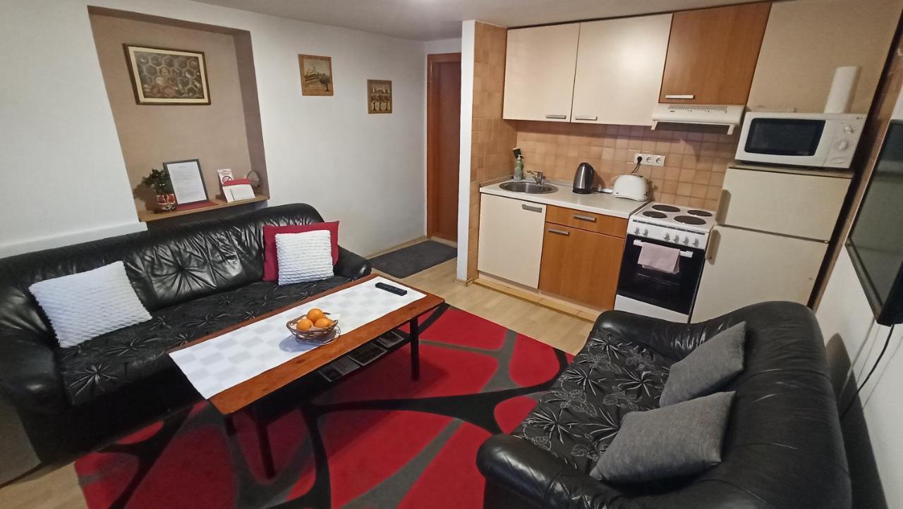Apartment Near Center Сараєво Екстер'єр фото