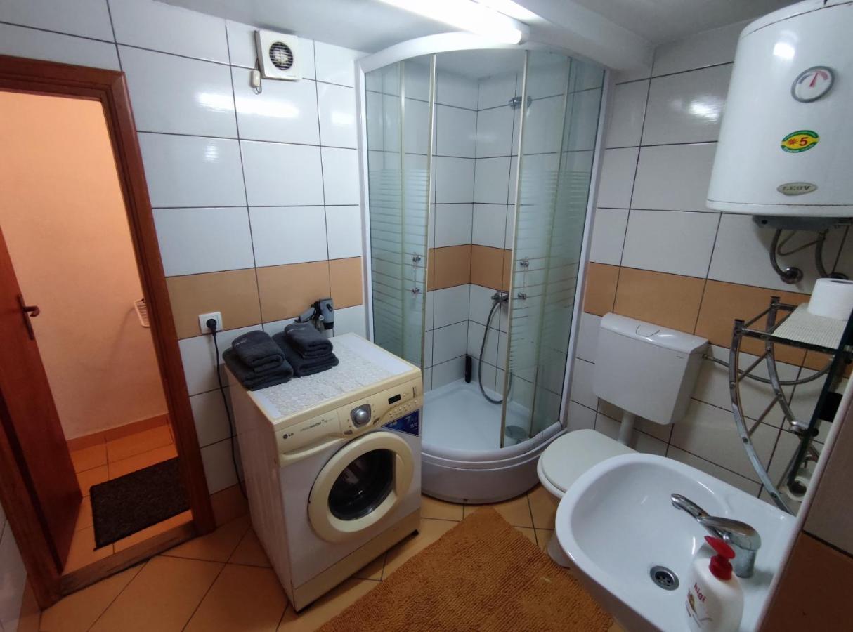 Apartment Near Center Сараєво Екстер'єр фото
