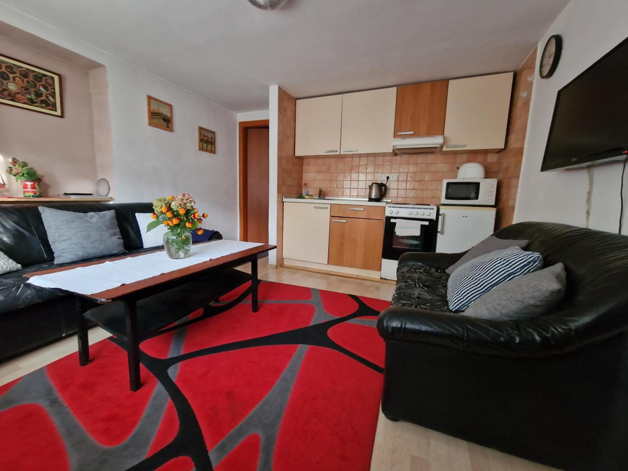 Apartment Near Center Сараєво Екстер'єр фото
